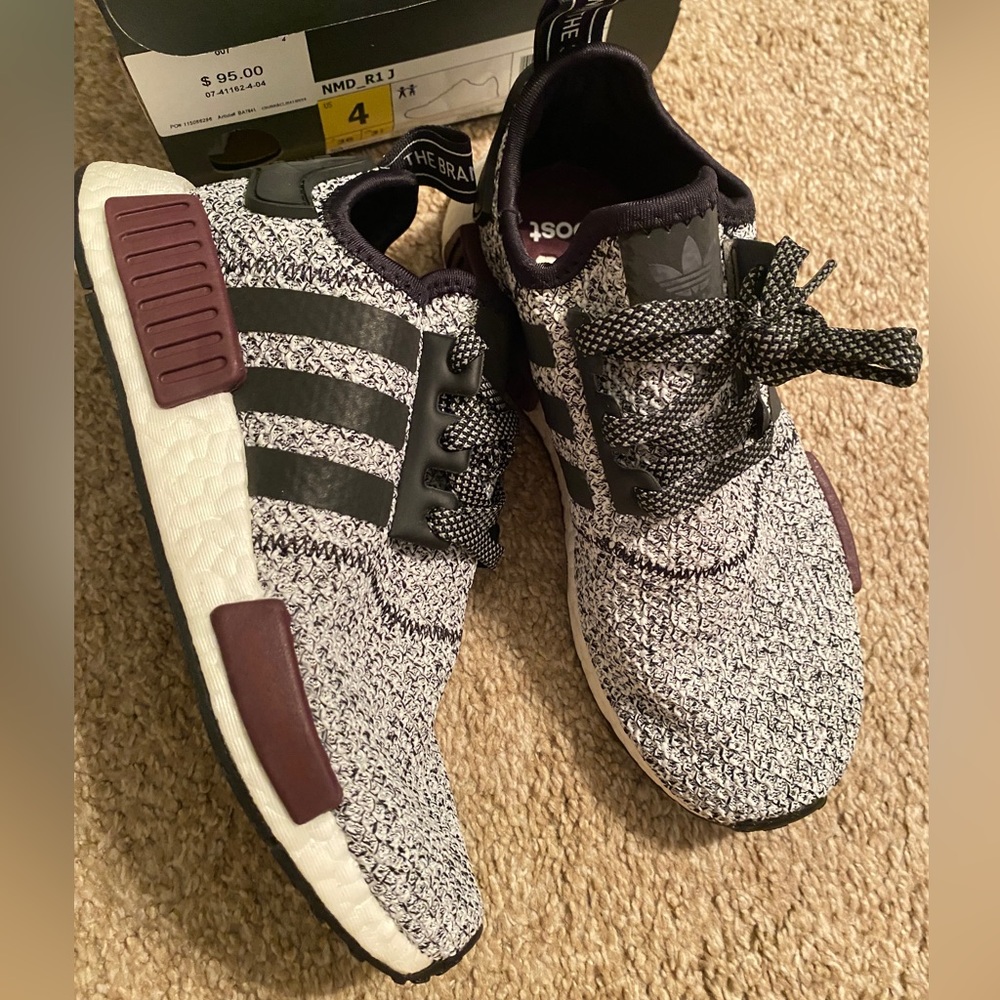 Adidas original sneakers big girl size 4
